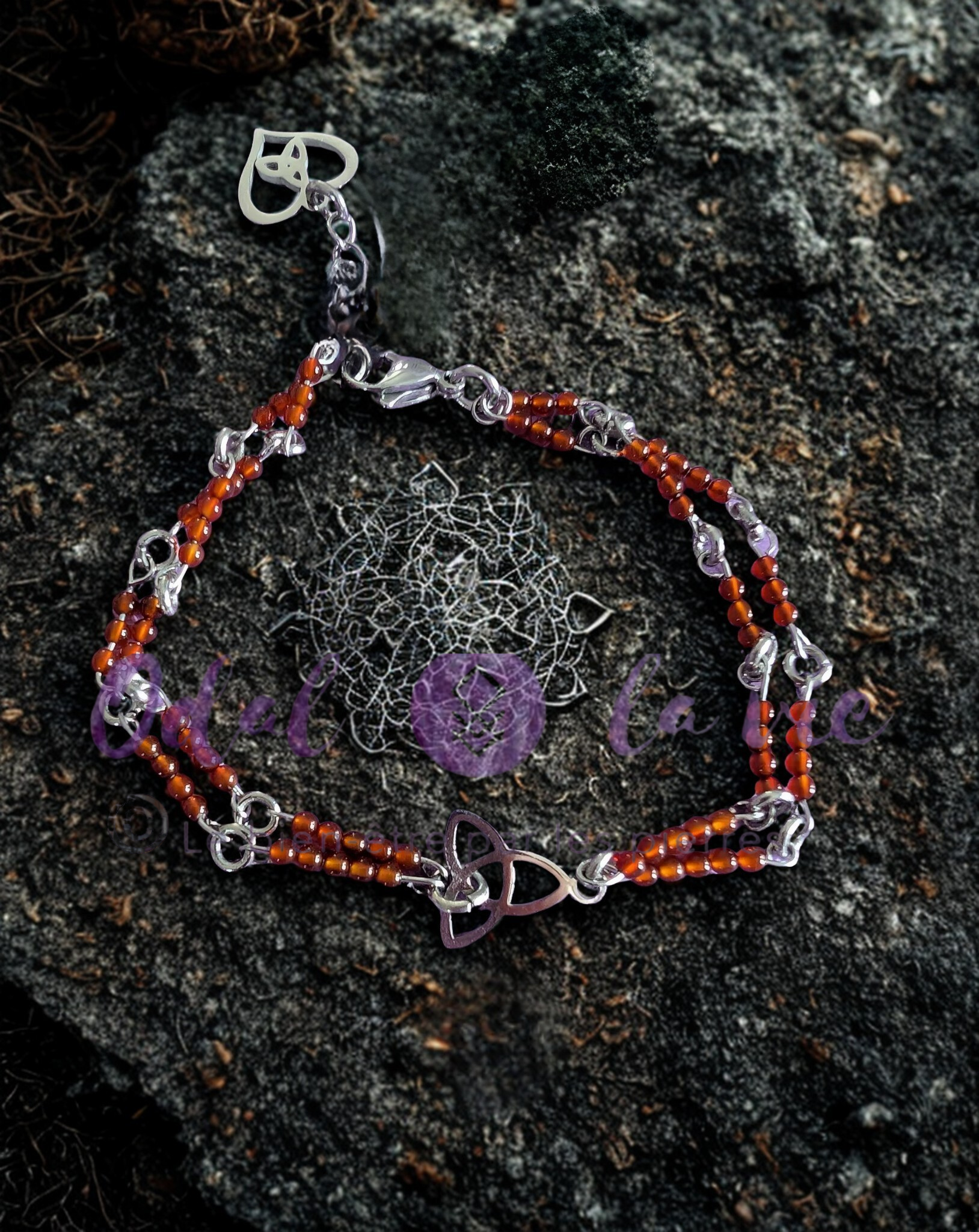 Bracelet Double Cornaline - vitalité et détermination. Symbole Triquetra -
