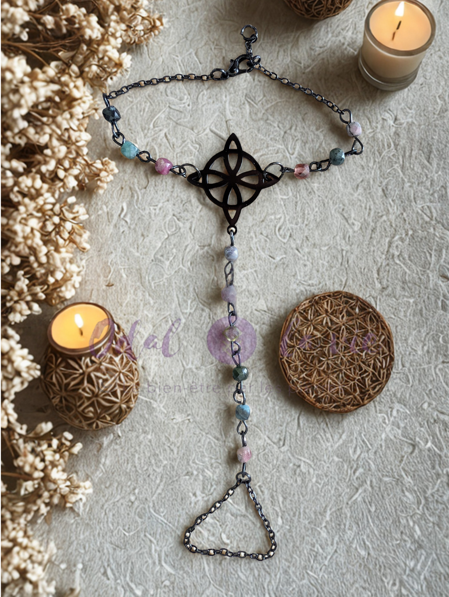 Bracelet de doigt tourmaline multicolore et nœud de sorcière wicca