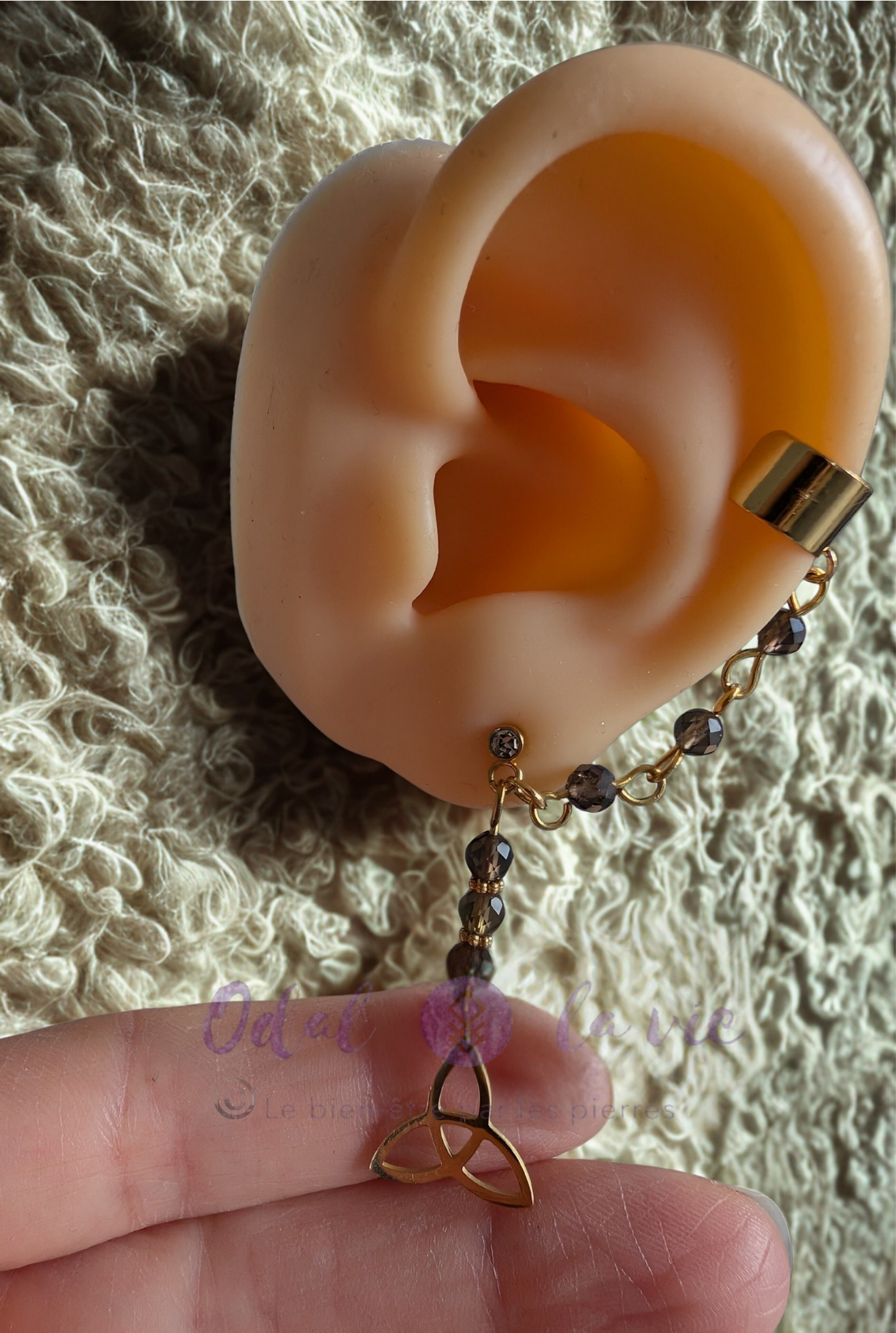 Bague d'oreille Ancrage Triquetra - Quartz fumé et sagesse celtique