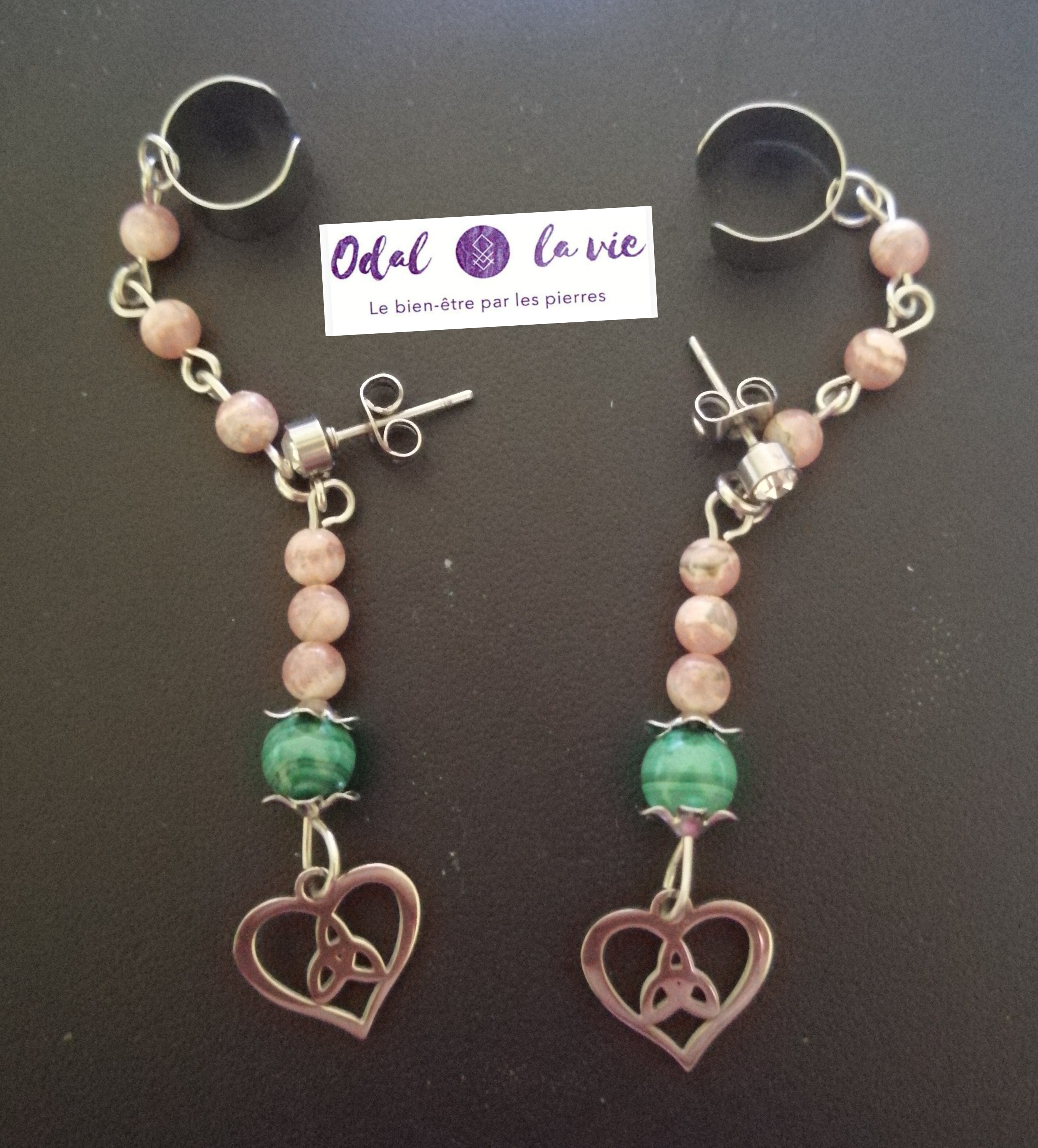Paire de Bague d'oreilles en pierres de malachite et rhodochrosite_triquetra